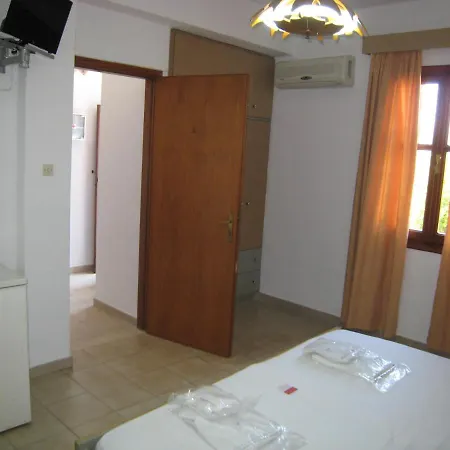 Eleftheria Lindian I Apartamento Líndos