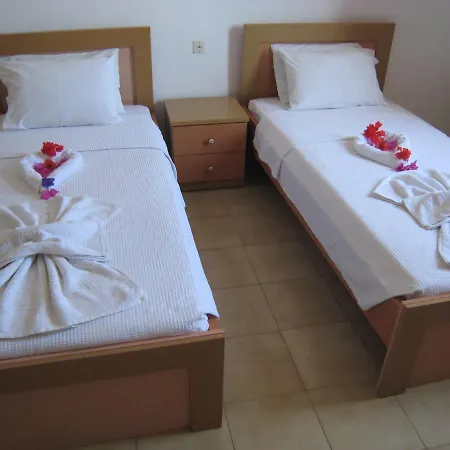 Eleftheria Lindian I Apartment