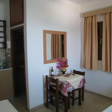 Eleftheria Lindian I Apartment