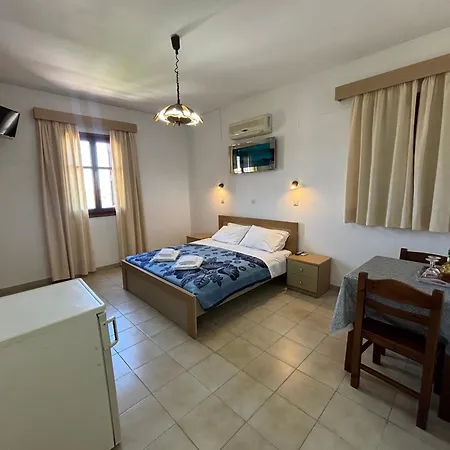 Eleftheria Lindian I Apartment *