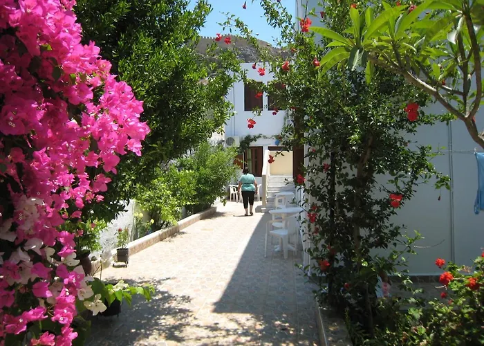 Eleftheria Lindian I Apartment