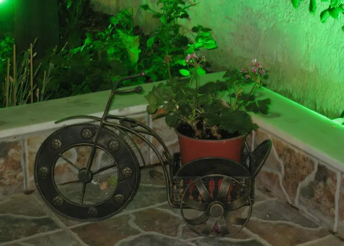 Apartment Eleftheria Lindian I *