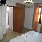 Eleftheria Lindian I Apartment Líndos